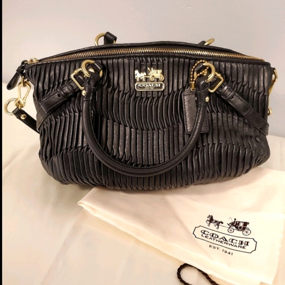 Coach Leather Madison Gather Two Way Shoulder Hand Bag Black/Gold